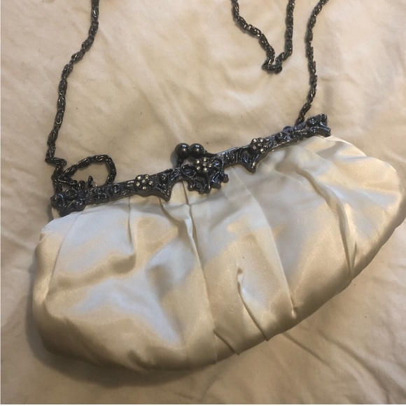 Vintage Satin Evening Purse - Picture 2 of 8